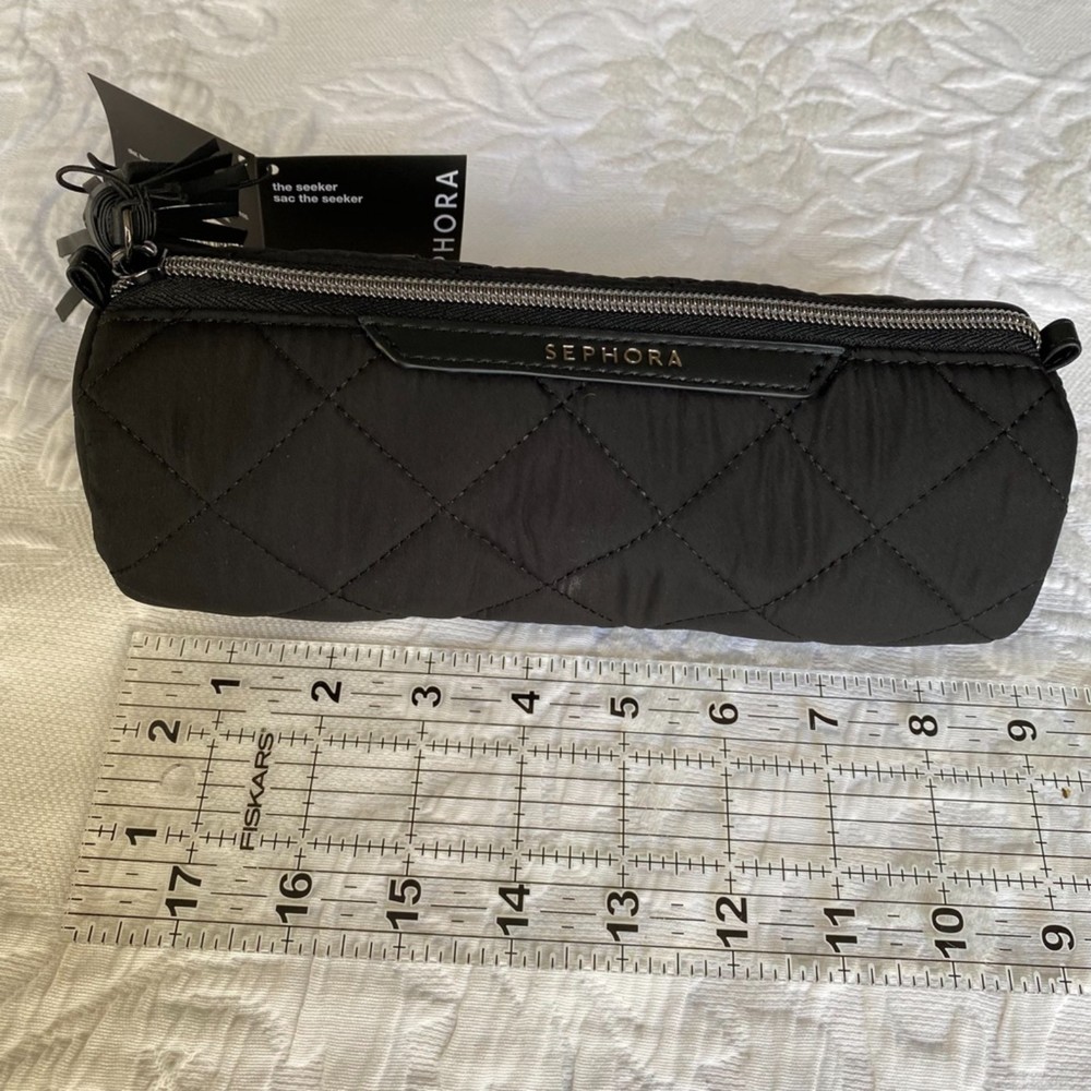 SOLD! SEPHORA Bag Cosmetic Makeup Case  - NWT ~ The Seeker Black Quilted - Picture 3 of 5
